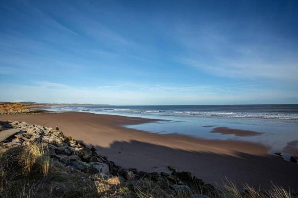 Life'S A Beach, Montrose Scotland ภายนอก รูปภาพ